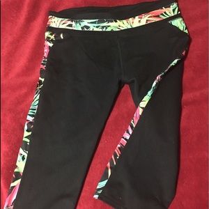 Capri workout pants